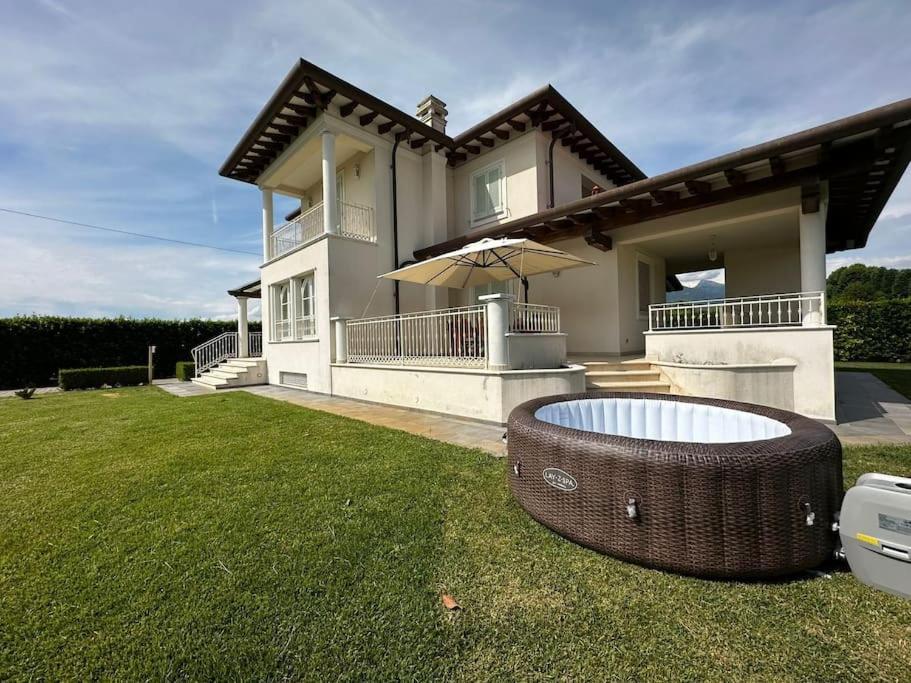 Villa Oriella - Piscina Idromassaggio E Relax -Versilia Camaiore Ngoại thất bức ảnh